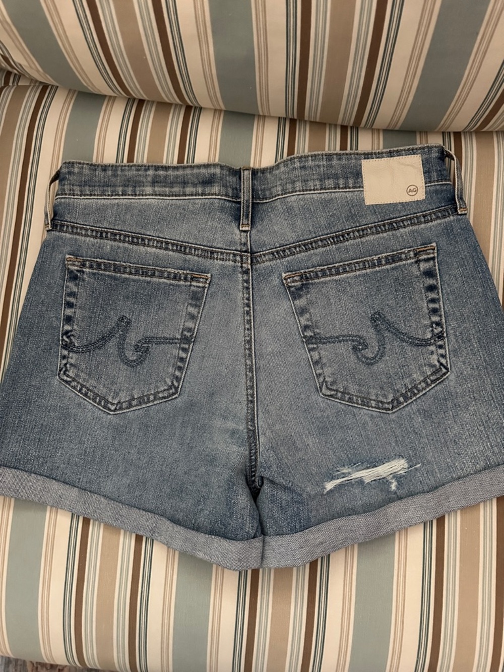 AG Adriano Goldschmied Blue Jean Shorts - Picture 4 of 7